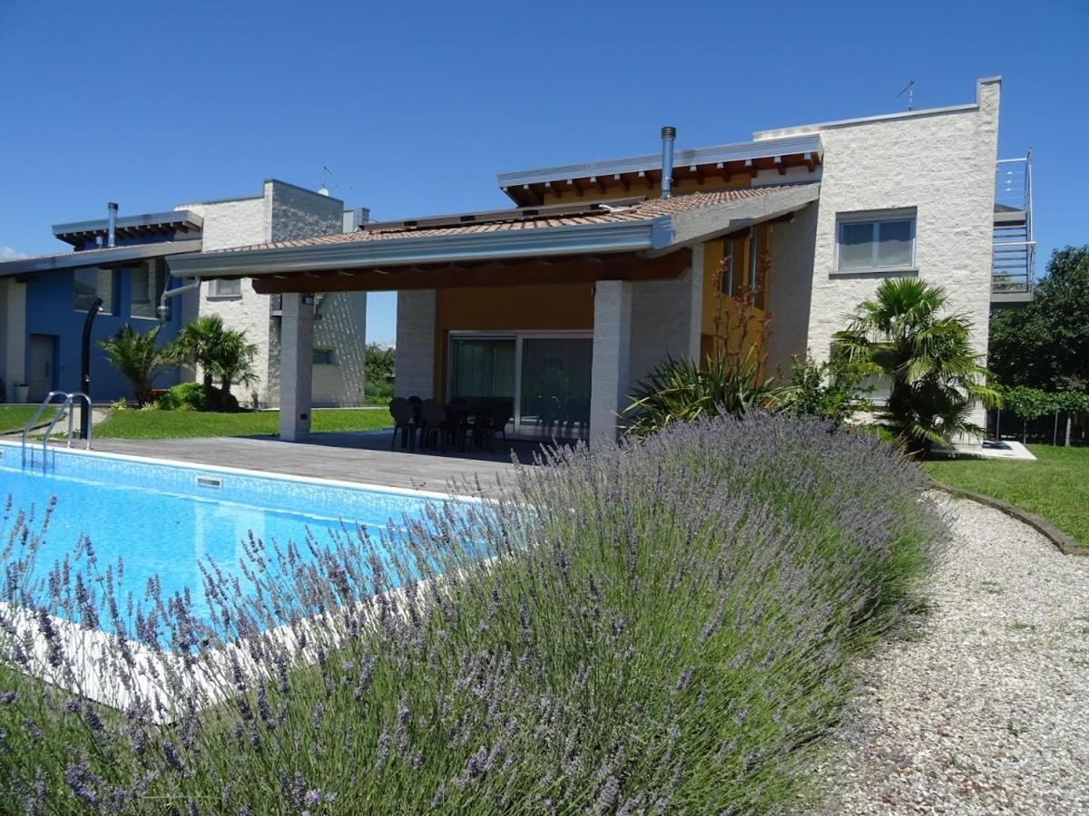 Villa Ocra Lignano Sabbiadoro Exteriör bild
